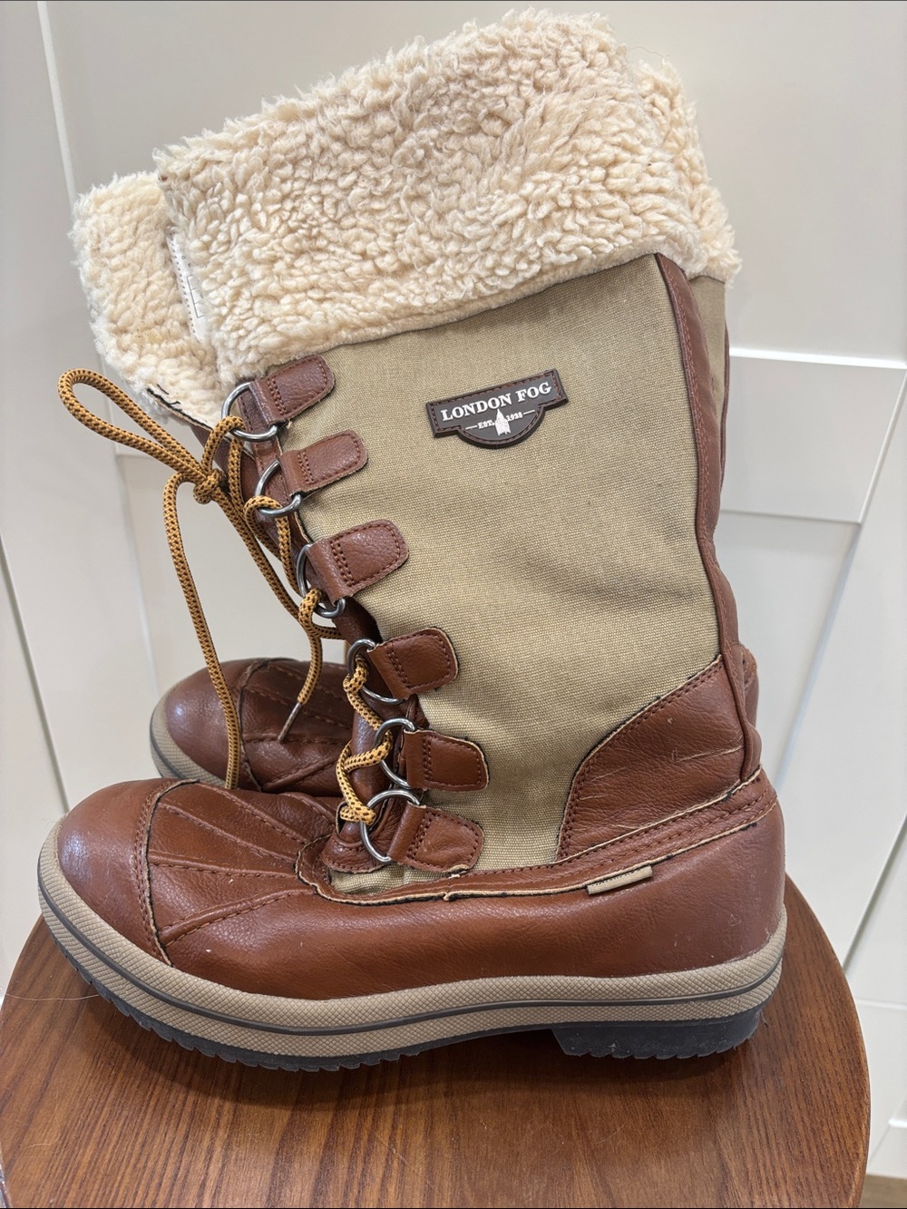 London Fog Melton size 8-8.5
